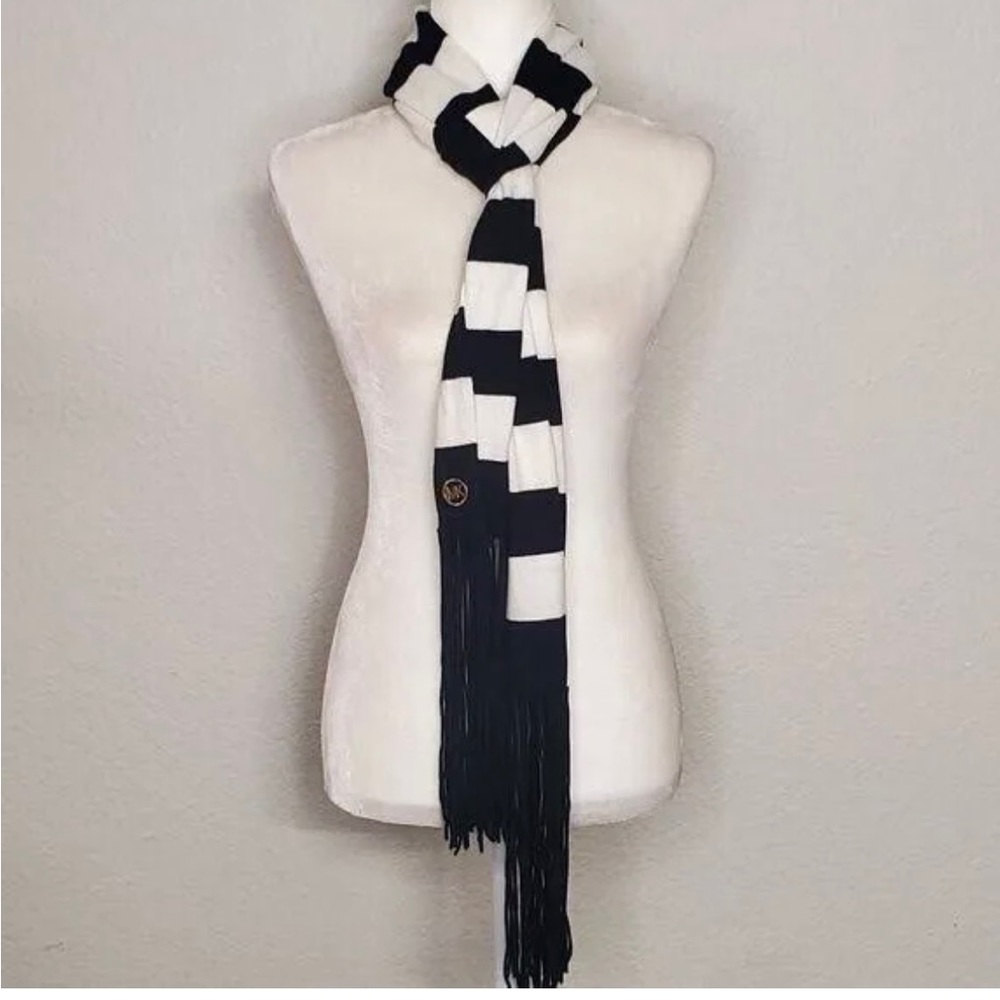 Michael Kors scarf